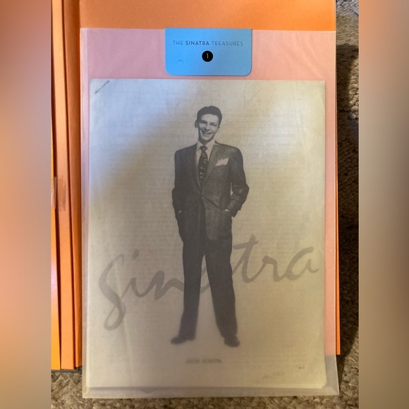 Book (Hardcover): The Sinatra Treasures from The Sinatra Family Collection - Picture 10 of 16